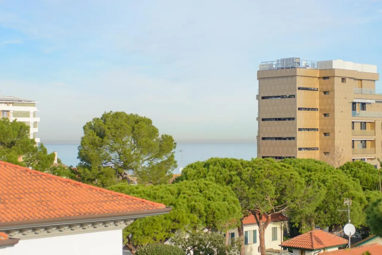 ***  Palace Hotel Domus Mea Riccione Olaszország
