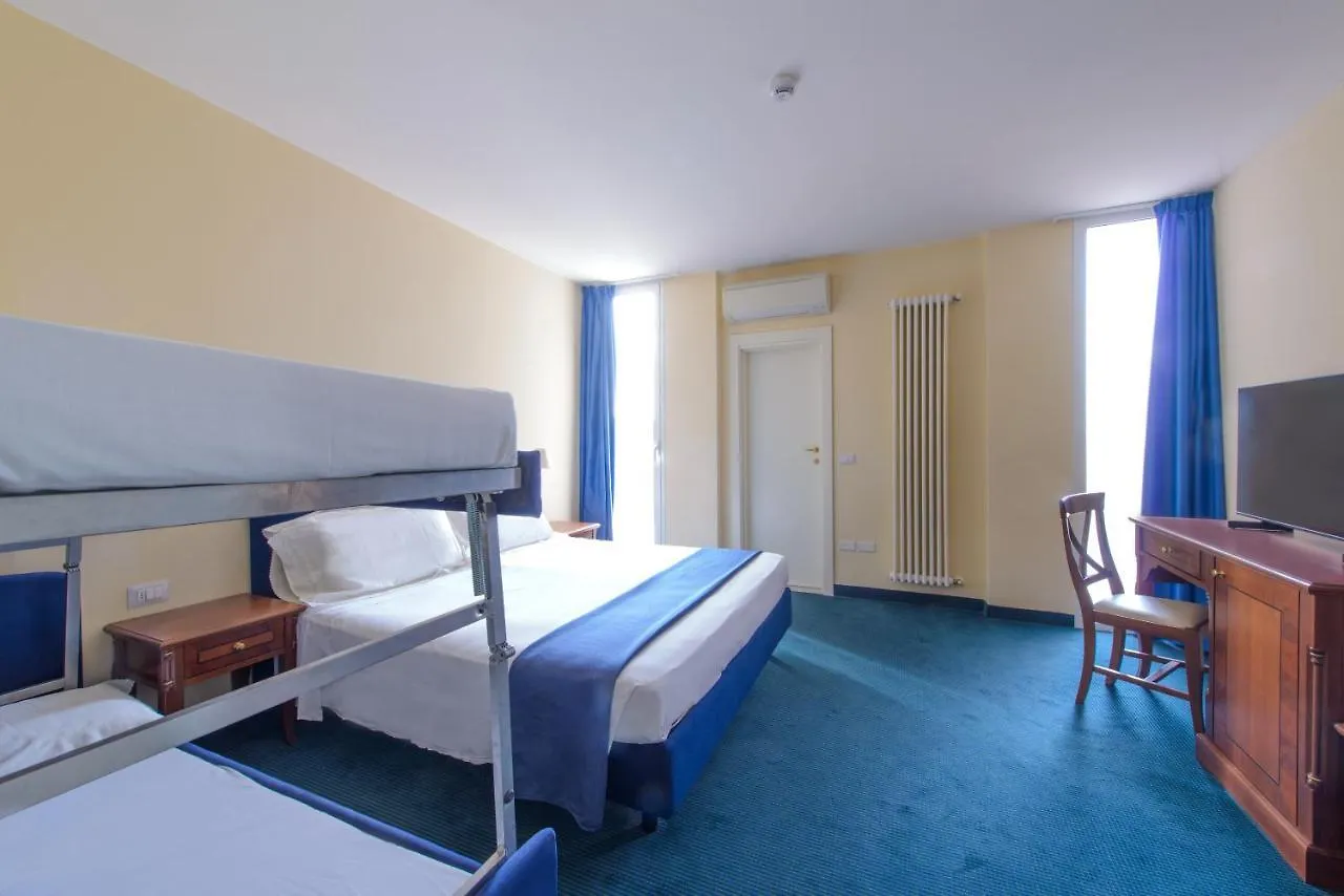 Palace Hotel Domus Mea Riccione 3*,